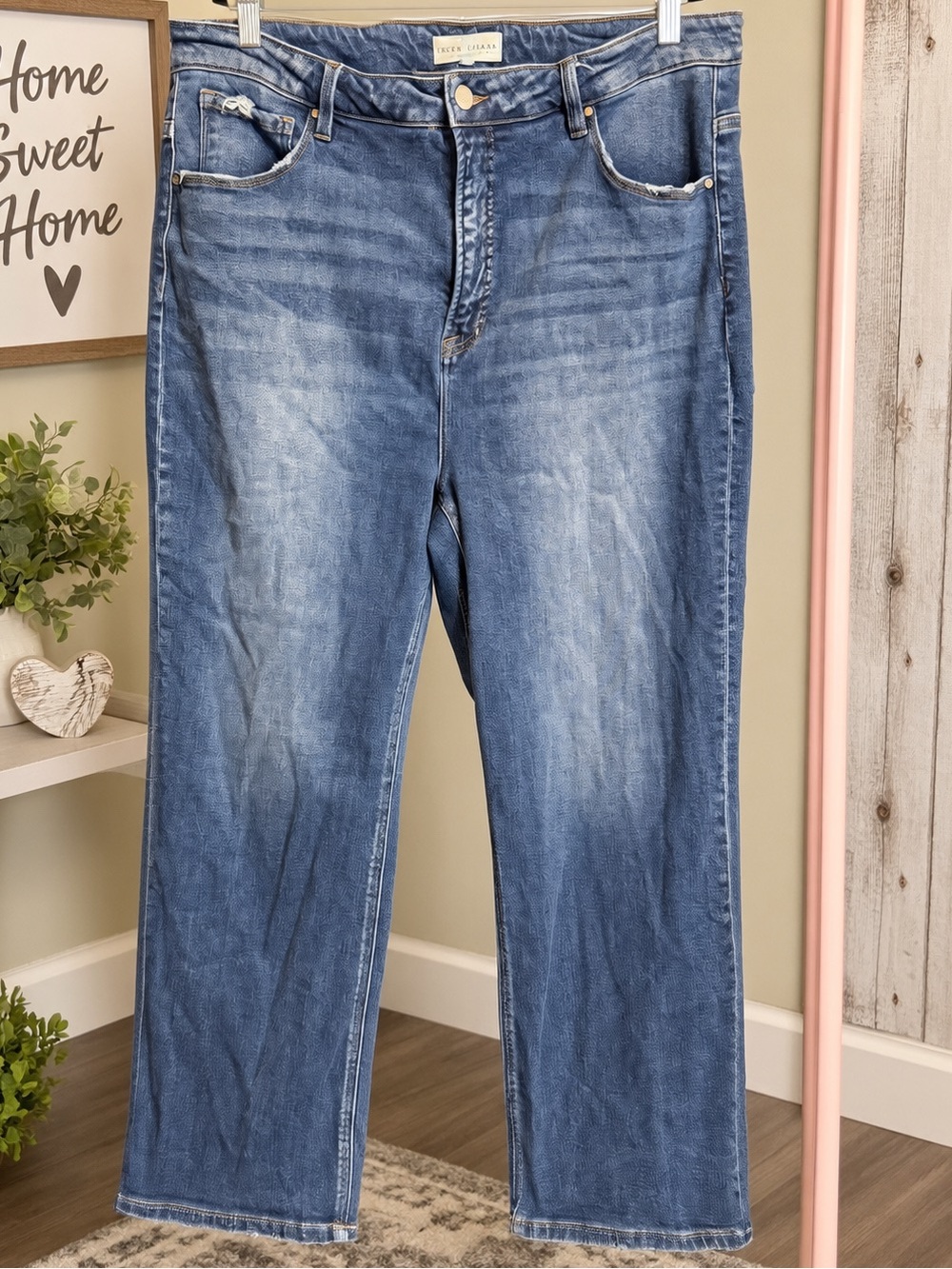 Risen Jeans 2x Distressed Pocket Medium Wash Straight Leg Stretch Jeans